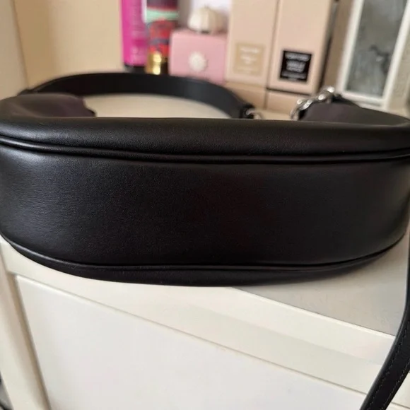 Marc Jacobs Black Shoulder Bag - Picture 7 of 8
